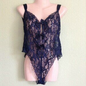 Vintage Victoria's Secret Gold Label Lace Teddy M